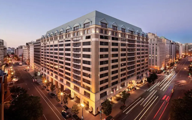 Отель Grand Hyatt Washington США, Вашингтон - отзывы, цены и фото номеров - забронировать отель Grand Hyatt Washington онлайн вид на фасад