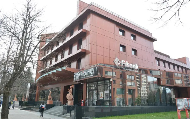 Hotel Presidivm Palace вид на фасад