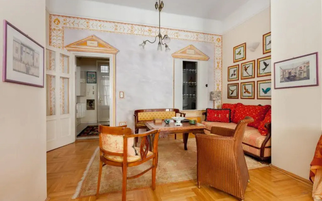 Отель Lohikeitto Apartment Венгрия, Будапешт - отзывы, цены и фото номеров - забронировать отель Lohikeitto Apartment онлайн комната для гостей