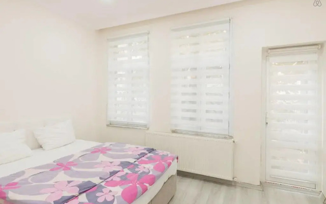 Отель Ortakoy Aparts & Suites комната для гостей