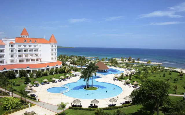 Отель Grand Bahia Principe Jamaica - All Inclusive пляж