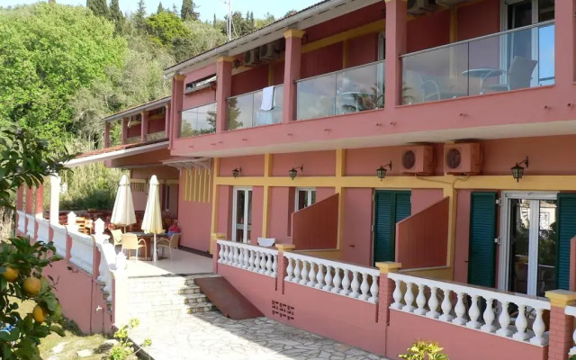 Penelope Hotel вид на фасад