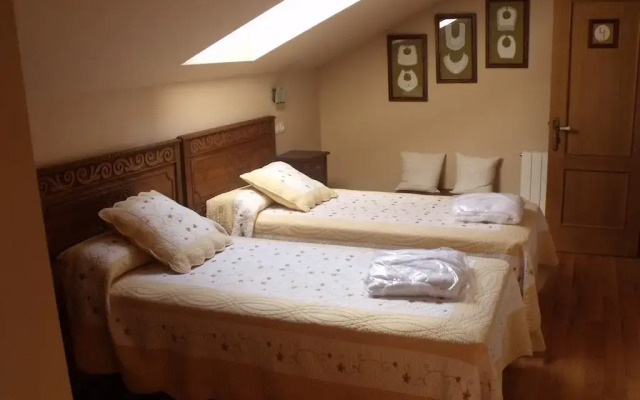 Отель Casa Rural Palacio Rubiales Испания, Кабралес - отзывы, цены и фото номеров - забронировать отель Casa Rural Palacio Rubiales онлайн комната для гостей