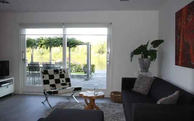 Отель Holiday Home Vreelandseweg Нидерланды, Бодегравен - отзывы, цены и фото номеров - забронировать отель Holiday Home Vreelandseweg онлайн комната для гостей