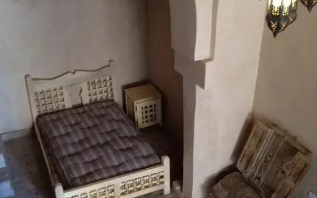 Отель Maison d'hôte ''J'' комната для гостей