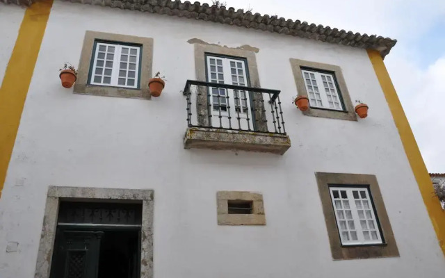 Отель Casa das Glicínias вид на фасад