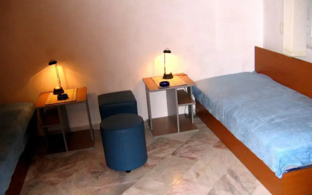Отель Oasis Apartment Ravda Болгария, Равда - отзывы, цены и фото номеров - забронировать отель Oasis Apartment Ravda онлайн комната для гостей
