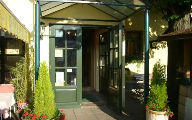 Hotel Strebersdorferhof Вена развлечения
