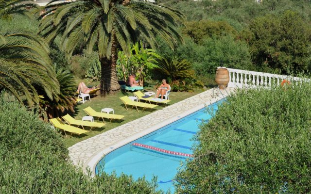 Paradise Hotel Corfu 1