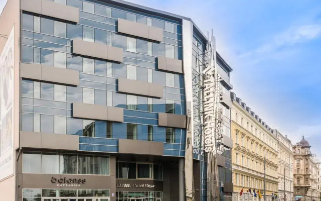 Отель Tallink Hotel Riga Латвия, Рига - 11 отзывов об отеле, цены и фото номеров - забронировать отель Tallink Hotel Riga онлайн вид на фасад