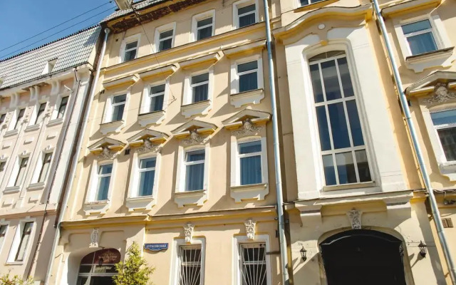 Гостиница Эрмитаж вид на фасад