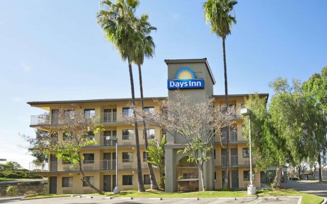 Days Inn by Wyndham Buena Park 0