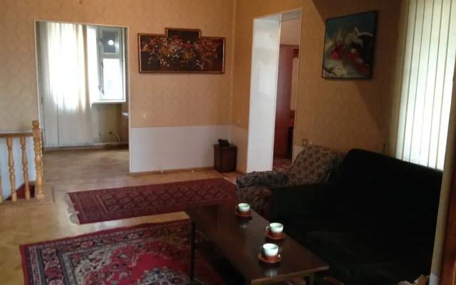 Отель Guest House Lami Армения, Гюмри - отзывы, цены и фото номеров - забронировать отель Guest House Lami онлайн комната для гостей