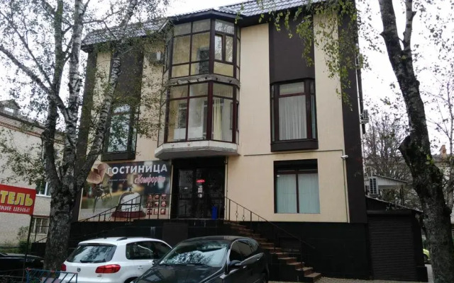 Гостиница Gostinitsa Komfort вид на фасад