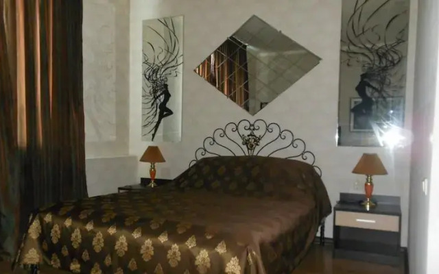 Hotel Savoy-L комната для гостей