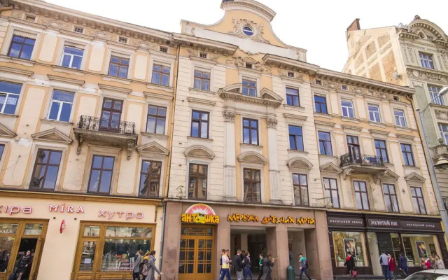 Гостиница Guest House Adam Mickiewicz вид на фасад