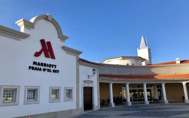 Отель Afonso IV Townhouse Praia del Rey вид на фасад