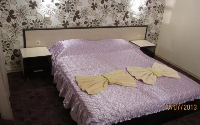 Отель Excelsior Family Hotel Болгария, Равда - отзывы, цены и фото номеров - забронировать отель Excelsior Family Hotel онлайн комната для гостей