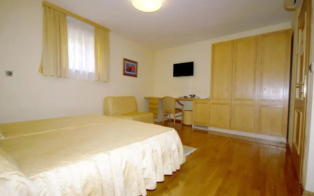 Отель Bed and Breakfast Villa Ana комната для гостей
