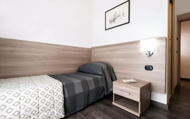 Отель Domus S.Giovanni B&B комната для гостей