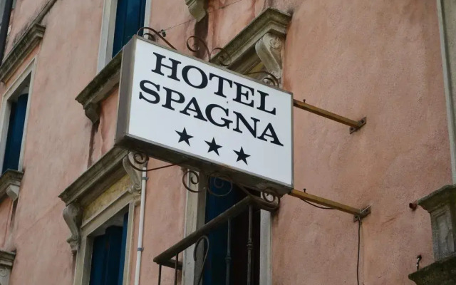 Отель Spagna Hotel Италия, Венеция - отзывы, цены и фото номеров - забронировать отель Spagna Hotel онлайн вид на фасад