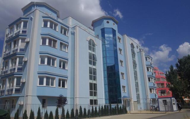 Отель Sunny Dream Apartments Болгария, Солнечный берег - отзывы, цены и фото номеров - забронировать отель Sunny Dream Apartments онлайн вид на фасад