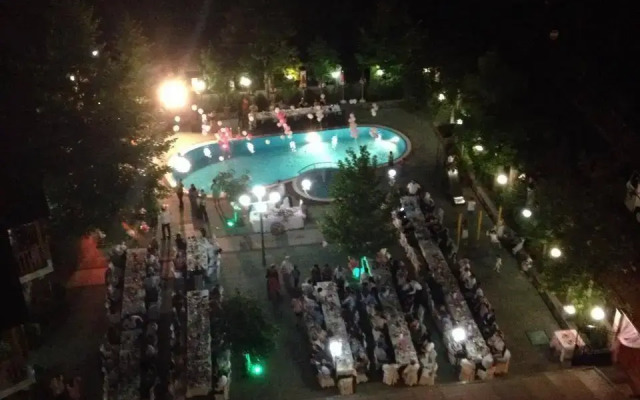 Hotel Kristal Ардино бассейн