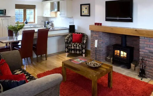 Отель Red House Farm Cottages комната для гостей