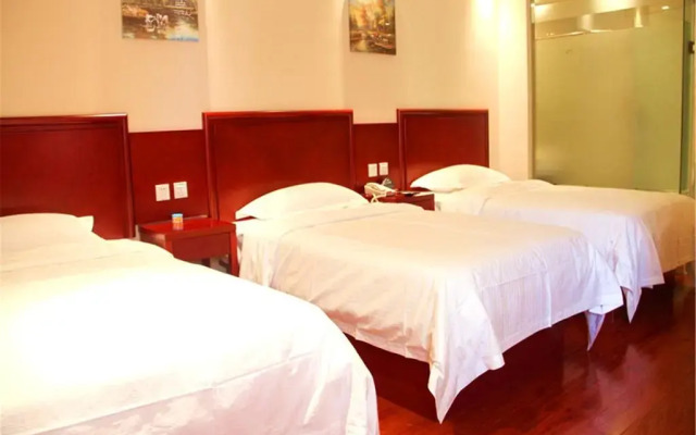 GreenTree Inn JiangXi JiuJiang Railway Station Business Hotel комната для гостей