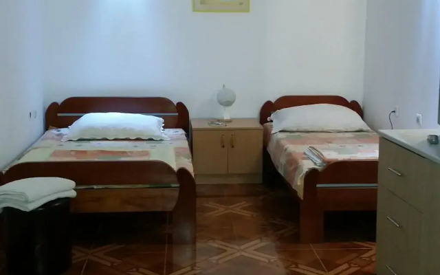 Апартаменты Apartments Maca Нови Сад комната для гостей