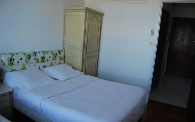 Отель Appartement hotel azur Франция, Ницца - отзывы, цены и фото номеров - забронировать отель Appartement hotel azur онлайн комната для гостей