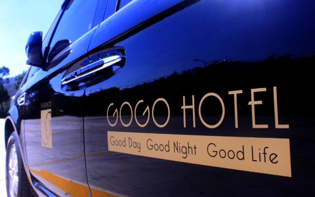GoGo Hotel 1