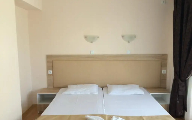 Отель Elite Apartments Болгария, Поморие - отзывы, цены и фото номеров - забронировать отель Elite Apartments онлайн комната для гостей
