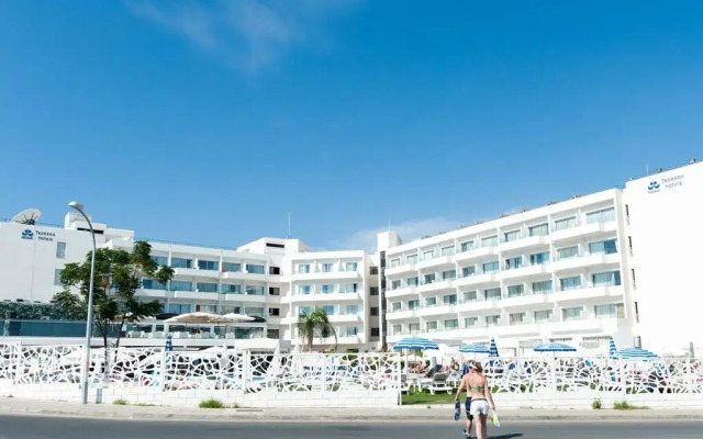 Отель Odessa Beach Протарас вид на фасад