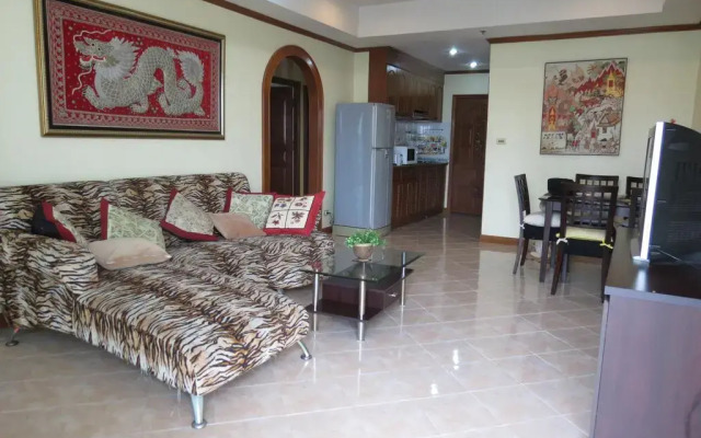 Апартаменты View Talay 2 Suite Apartments Паттайя комната для гостей