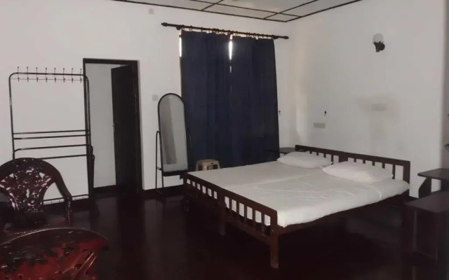Отель London Cottage комната для гостей
