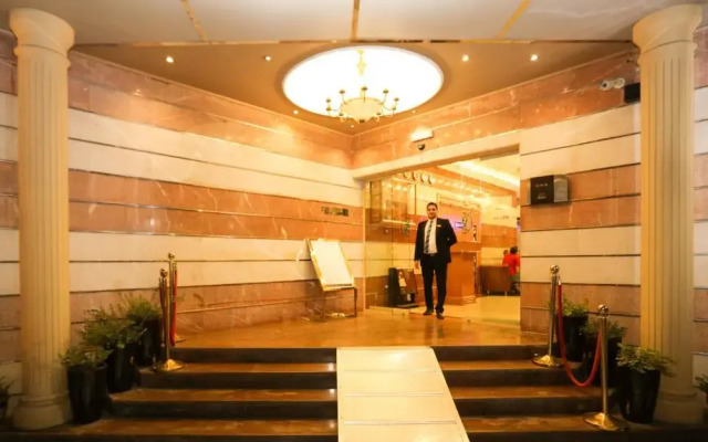 Zain International Hotel вид на фасад