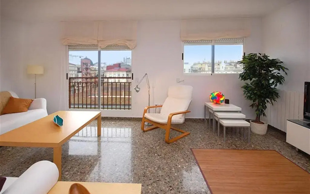 Отель Friendly Rentals Berstein Валенсия комната для гостей