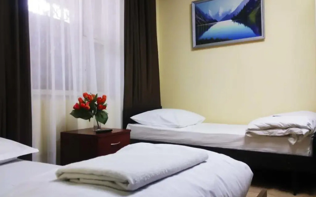 Отель 7 Lives Hostel Кыргызстан, Бишкек - отзывы, цены и фото номеров - забронировать отель 7 Lives Hostel онлайн комната для гостей