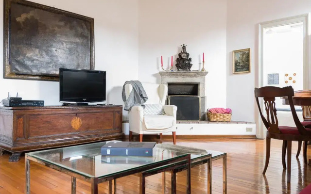Апартаменты Arch of Peace Apartment комната для гостей