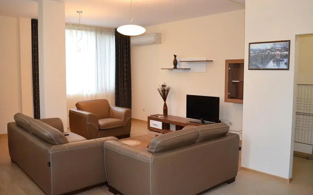 Апартаменты Apartments in Royal Beach Plaza комната для гостей