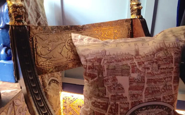 Отель House Le Prince D'Anvers комната для гостей