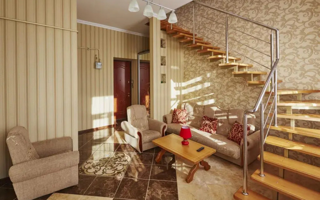Отель LvivHouse Ivana Franka St. appartment Львов комната для гостей