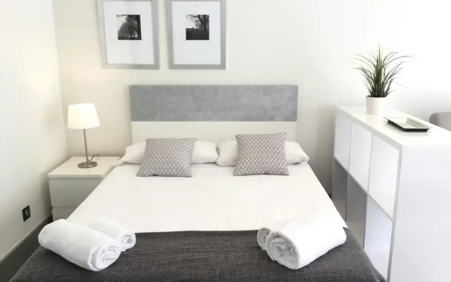 Апартаменты Forever Apartments Madrid комната для гостей
