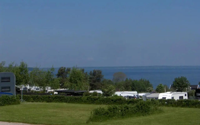 Отель Skovlund Camping & Cottages Боркоп балкон