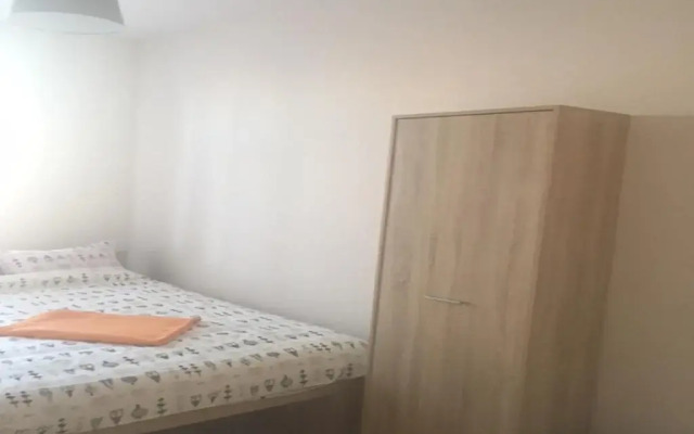 Отель Centrum Hostel Польша, Вроцлав - отзывы, цены и фото номеров - забронировать отель Centrum Hostel онлайн комната для гостей
