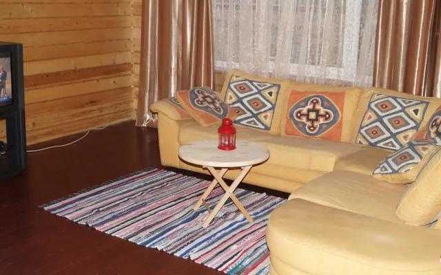 Гостиница Holiday Home In Shkerakh Park комната для гостей