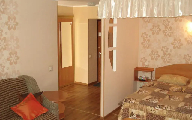 Гостиница OneBedroom Apart in the Centre Украина, Сумы - отзывы, цены и фото номеров - забронировать гостиницу OneBedroom Apart in the Centre онлайн комната для гостей