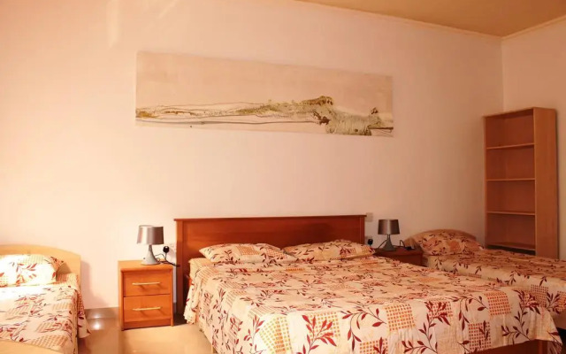 Апартаменты Seaspray Apartments Сан Джулианс комната для гостей