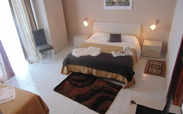 Отель B&B Syracusae Италия, Сиракуза - отзывы, цены и фото номеров - забронировать отель B&B Syracusae онлайн комната для гостей